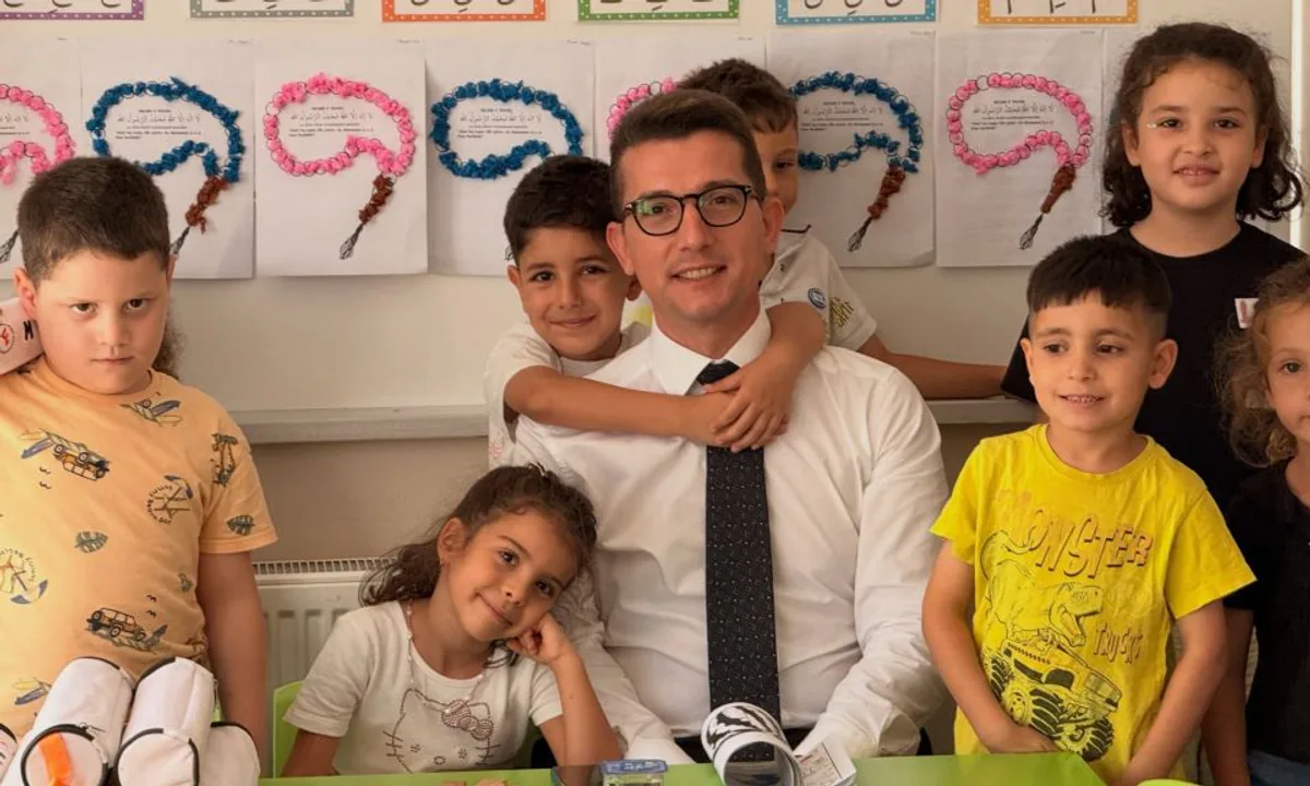 Ezine Kaymakamı Yusuf Kaptanoğlu'dan 4-6 Yaş Kur'an Kursu Ziyareti Ezine Kaymakamı Yusuf Kaptanoğlu'dan 4-6 Yaş Kur'an Kursu Ziyareti