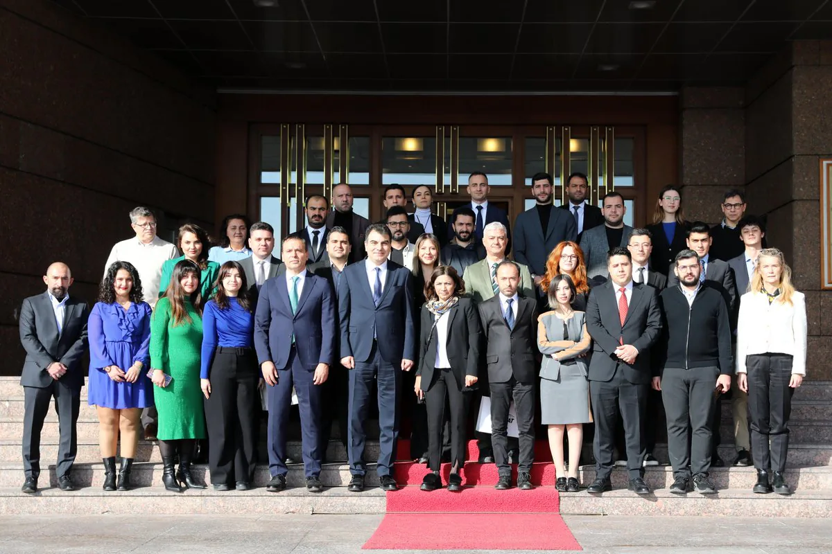 ASFAT’ın 7. Kuruluş Yıl Dönümünde Gazetecileri Ağırladı ASFAT’ın 7. Kuruluş Yıl Dönümünde Gazetecileri Ağırladı