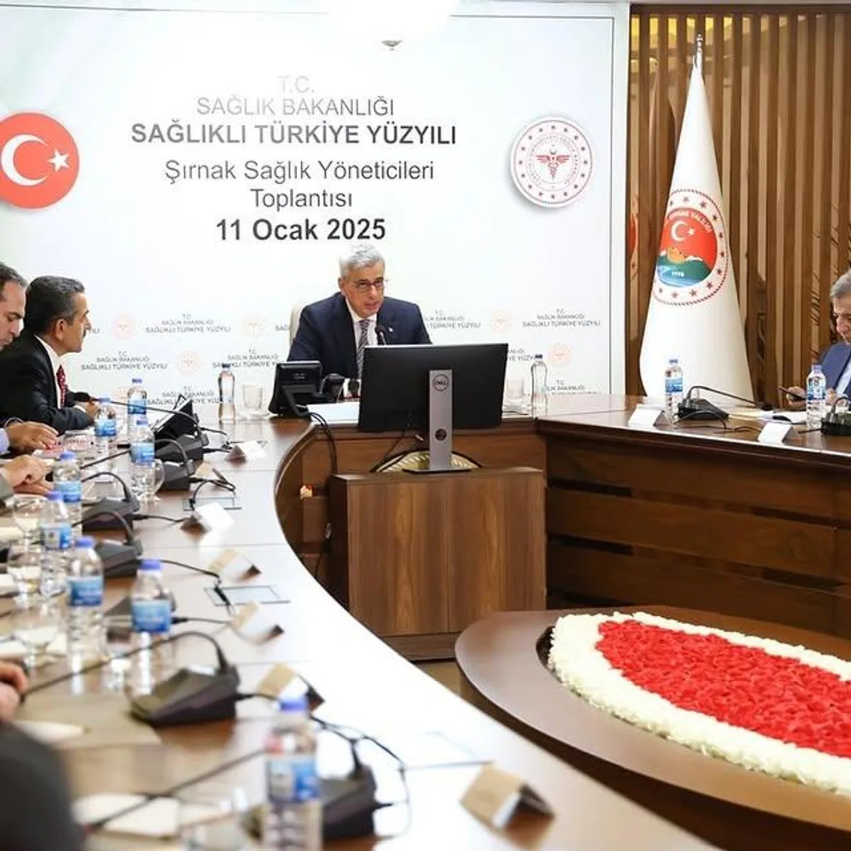 Şırnak'ta Sağlık Yöneticileri Toplantısı Gerçekleşti Şırnak'ta Sağlık Yöneticileri Toplantısı Gerçekleşti