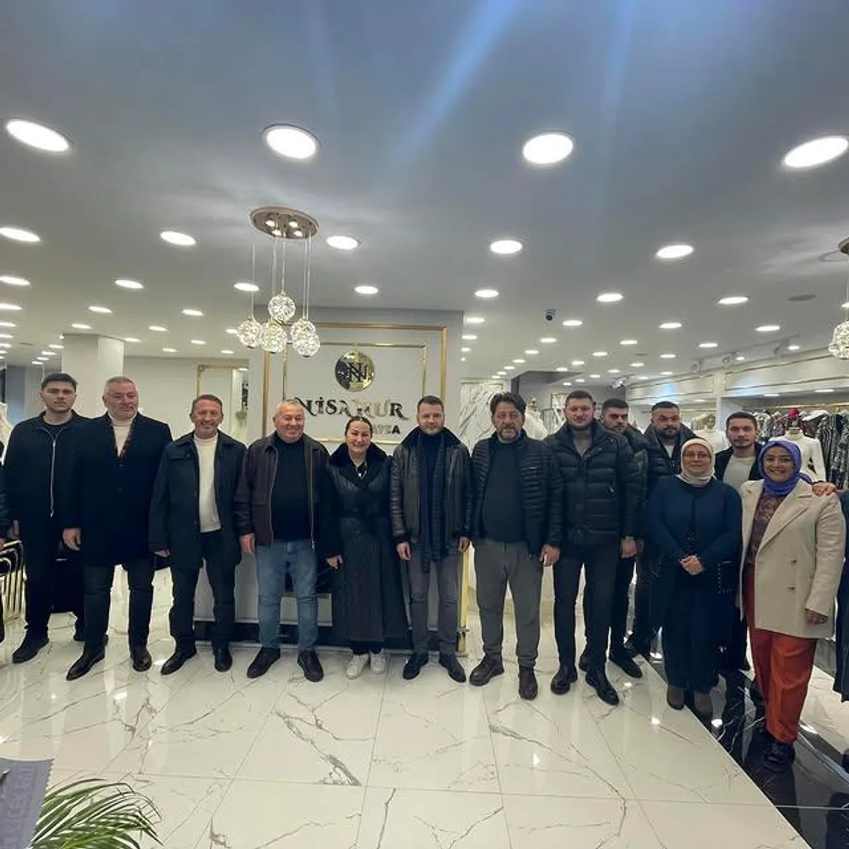 Yeni Bir Gelinlik Mağazası Açıldı Yeni Bir Gelinlik Mağazası Açıldı