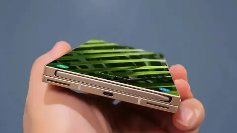 Samsung'dan Stratejik Hamle: Galaxy Z Fold 8 Ultra Geliyor