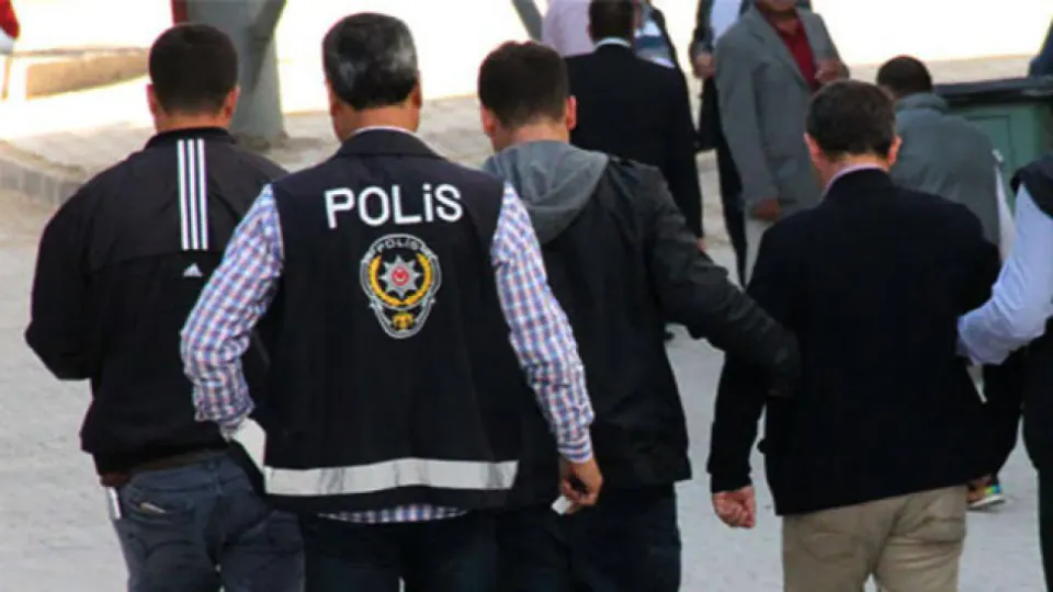 İstanbul'da FETÖ'nün Güncel Finans Ağlarına Darbe: 11 Tutuklama görseli