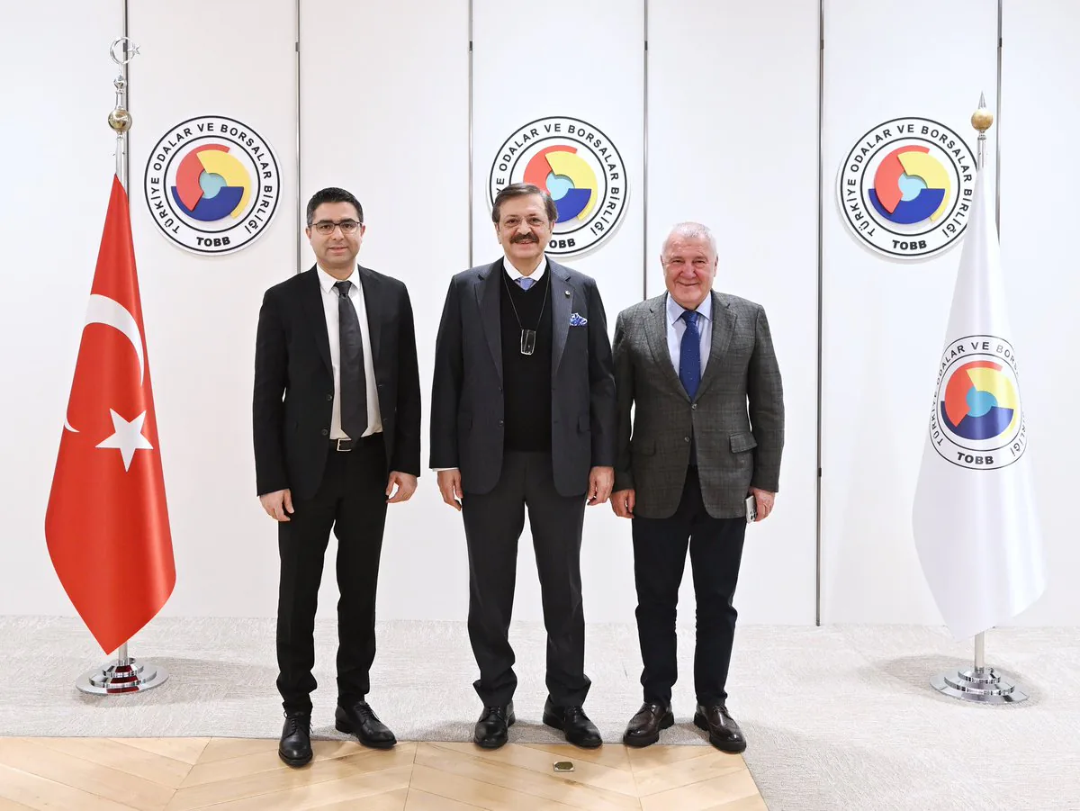 TÜRMOB Genel Başkanı ve Genel Sekreteri İstanbul'da Önemli Bir Ziyaret Gerçekleştirdi TÜRMOB Genel Başkanı ve Genel Sekreteri İstanbul'da Önemli Bir Ziyaret Gerçekleştirdi