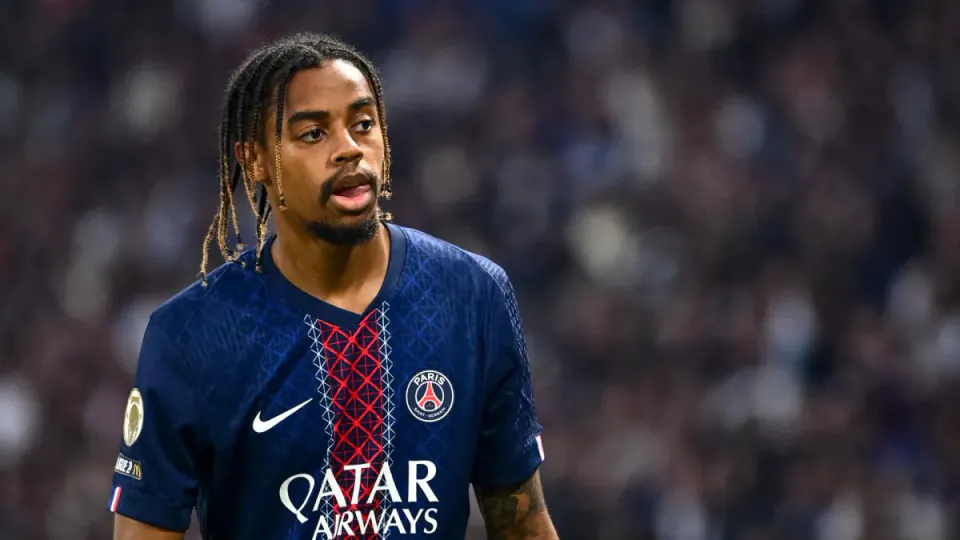 PSG'da Bradley Barcola Transferi: Arsenal ve Liverpool Arasında Transfer Savaşı görseli