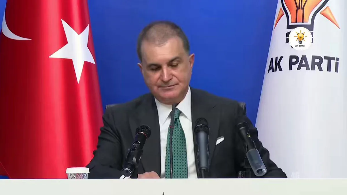 Siyasi Mücadelelerin Mezhep Kimlikleri Üzerinden Tanımlanması Tehlikeli Sonuçlar Doğuruyor Siyasi Mücadelelerin Mezhep Kimlikleri Üzerinden Tanımlanması Tehlikeli Sonuçlar Doğuruyor
