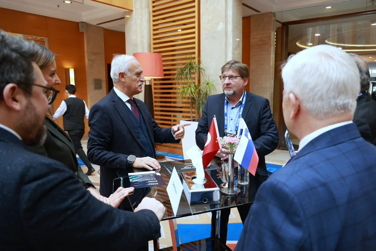 Türkiye ve Slovenya İş Forumu Türkiye ve Slovenya İş Forumu