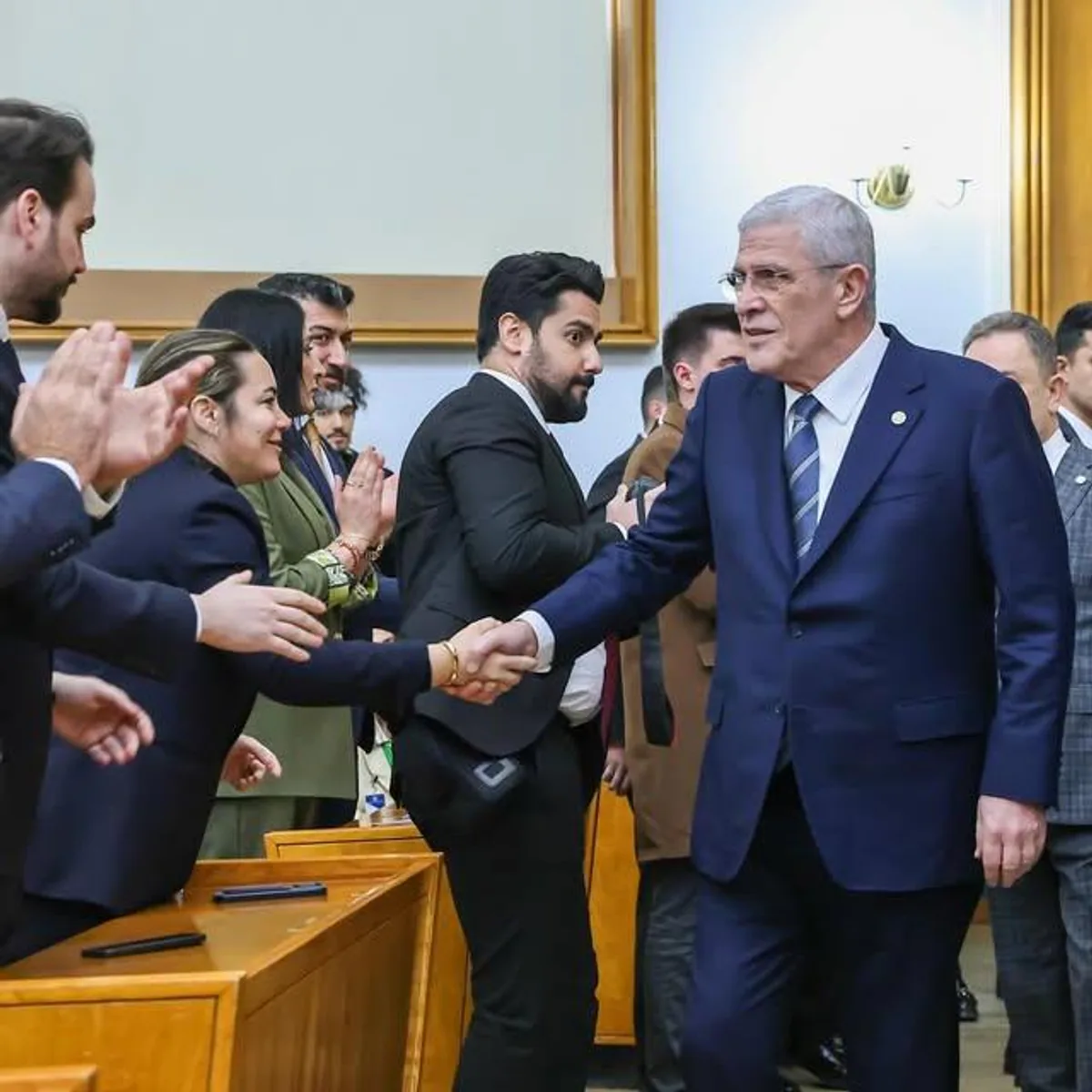 İYİ Parti Genel Başkanı Müsavat Dervişoğlu: Adalete ve Hukuka Yeni Bir Vizyon İYİ Parti Genel Başkanı Müsavat Dervişoğlu: Adalete ve Hukuka Yeni Bir Vizyon