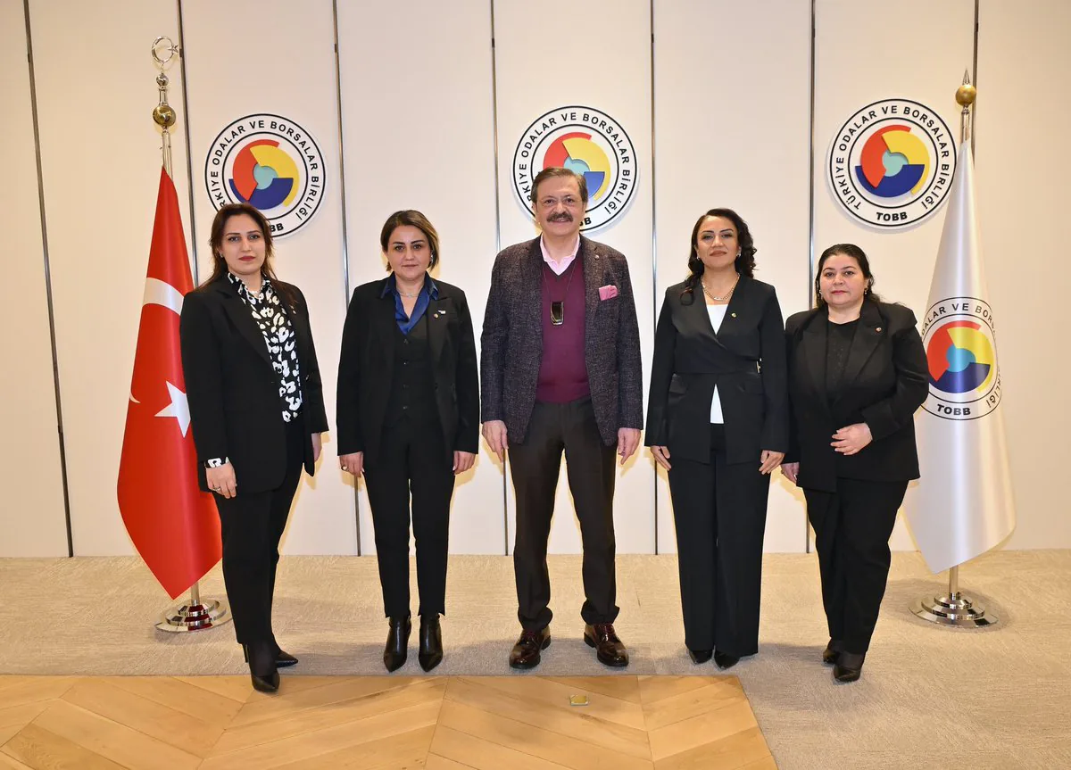 TOBB Başkanı Hisarcıklıoğlu, Tokat Kadın ve Genç Girişimcilerle Buluştu TOBB Başkanı Hisarcıklıoğlu, Tokat Kadın ve Genç Girişimcilerle Buluştu