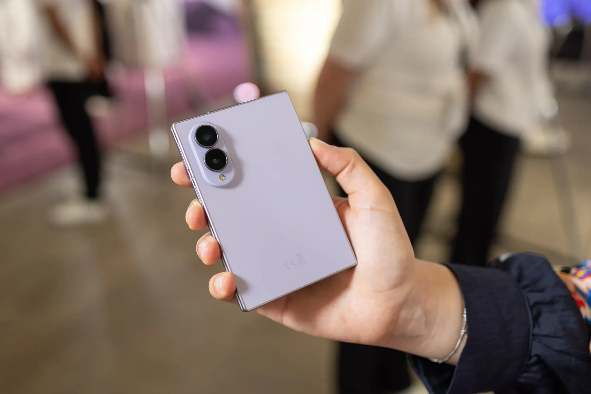 Galaxy Z Fold 8'den vazgeçilmiyor: Apple'ın katlanabilir iPhone'ı bu zinciri kırabilir mi? Galaxy Z Fold 8'den vazgeçilmiyor: Apple'ın katlanabilir iPhone'ı bu zinciri kırabilir mi?