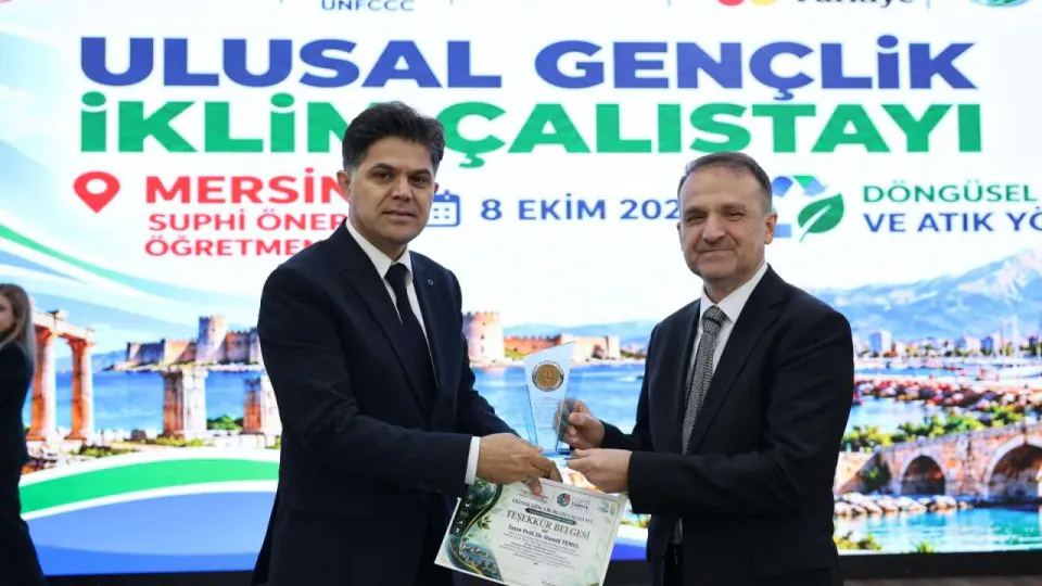 COP31 Yolunda Gençlik Çalıştayı: Mikroplastik Tehlikesi ve Bakanlığa Giden Rapor görseli