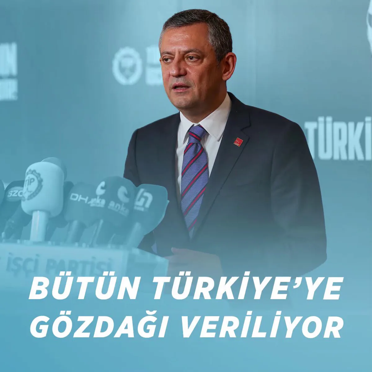 TÜSİAD Başkanı'nın Kolunda Polis: Yatırım Ortamı Güven Krizi Yaşıyor mu? TÜSİAD Başkanı'nın Kolunda Polis: Yatırım Ortamı Güven Krizi Yaşıyor mu?