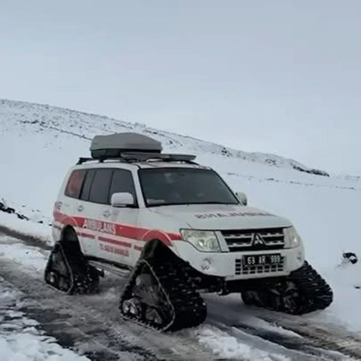 Şanlıurfa'da Hızlı ve Etkili Acil Müdahale: 112 Ekibi Vatandaşa Destek Oldu Şanlıurfa'da Hızlı ve Etkili Acil Müdahale: 112 Ekibi Vatandaşa Destek Oldu