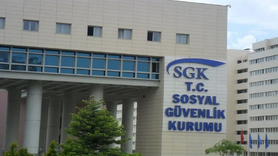 Kademeli Emeklilik ve Kamu Kadrosu Hakkında Bakanlıktan Net Açıklama görseli