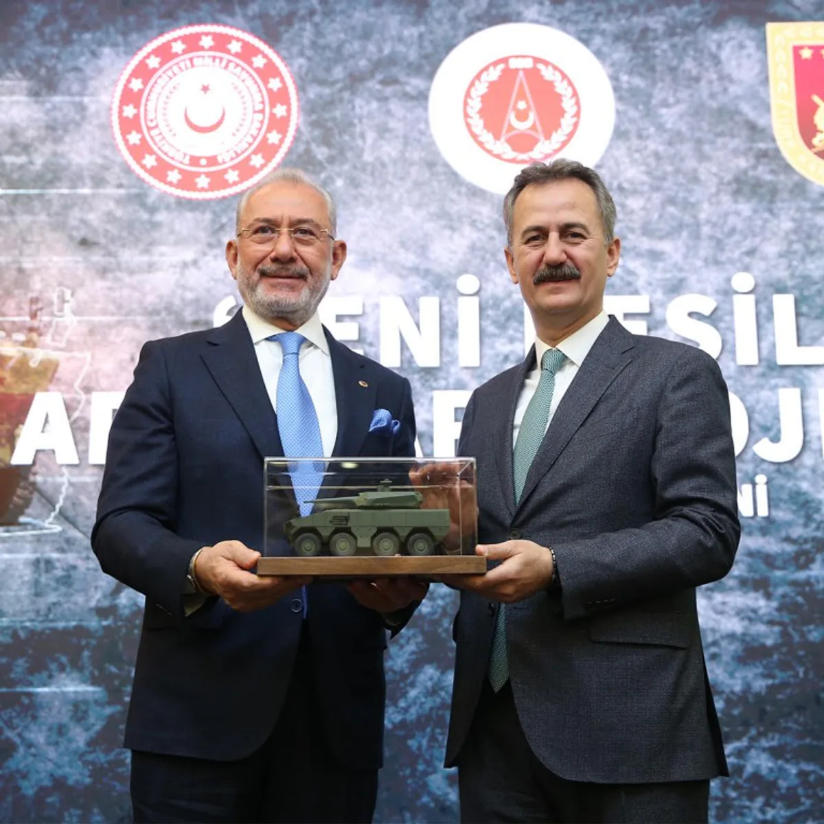 BMC ile SSB Arasında Yeni Nesil Zırhlı Araçlar Projesi İçin Önemli Sözleşme İmzalandı BMC ile SSB Arasında Yeni Nesil Zırhlı Araçlar Projesi İçin Önemli Sözleşme İmzalandı