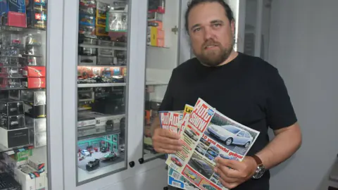 Elektrik mühendisi Barış Kazak: 2 bin 326 model araçla çocukluk hayali şehri kuruyor