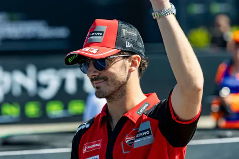 MotoGP'de Şok Ayrılık: Pecco Bagnaia ve Ducati Yollarını Ayırıyor