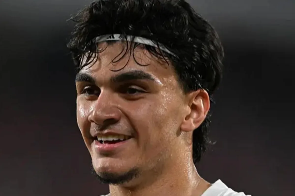 Galatasaray'dan Can Uzun Transferinde Yeni Strateji: %20 Pay Formülü Galatasaray'dan Can Uzun Transferinde Yeni Strateji: %20 Pay Formülü