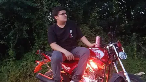Bartın'da feci kaza: Motosikletli gencin yaşam savaşını kaybettiği çarpışma