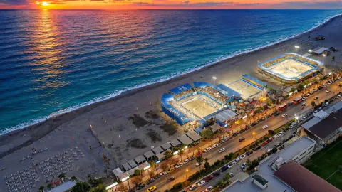 FIVB Plaj Voleybolu Antrenörlük Kursu Alanya'da Başlıyor