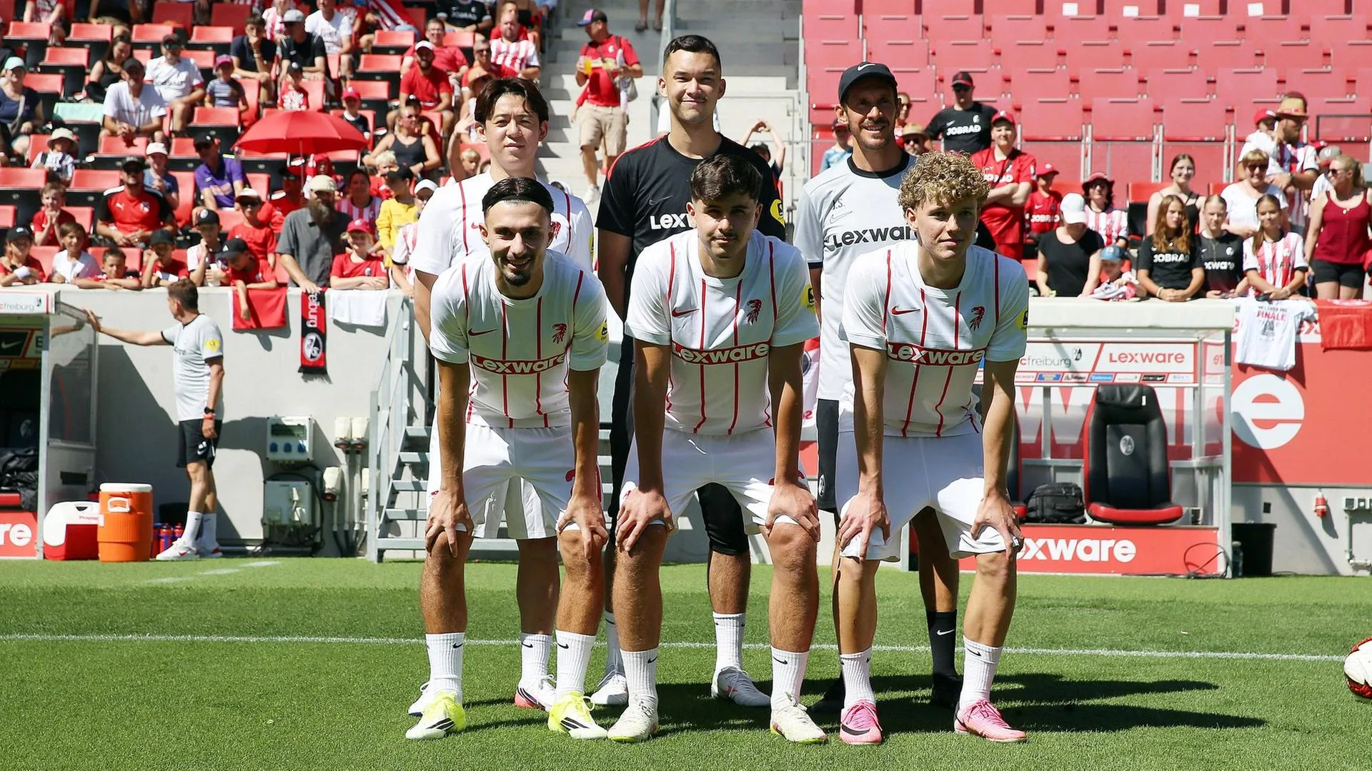 SC Freiburg'da Transfer Hareketliliği: Noah Atubolu ve Manzambi Yolcu SC Freiburg'da Transfer Hareketliliği: Noah Atubolu ve Manzambi Yolcu