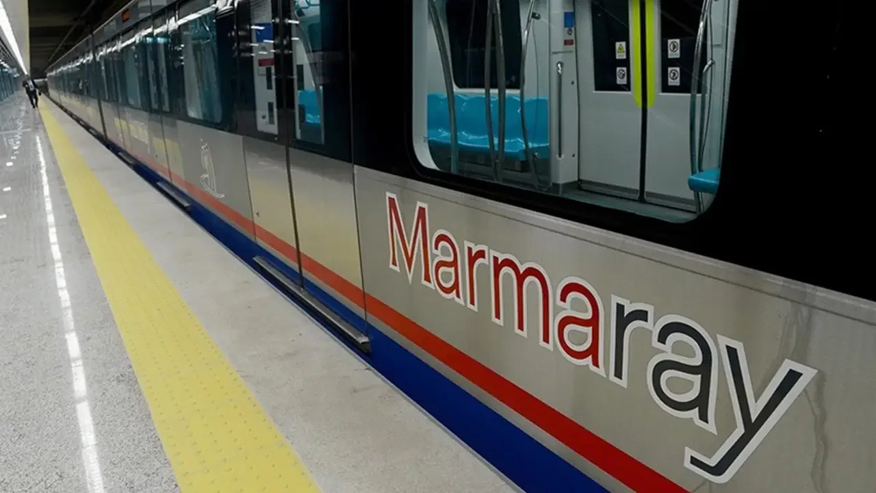 Marmaray Suadiye İstasyonu'nda İntihar Girişimi: Seferler Nasıl Etkilendi? Marmaray Suadiye İstasyonu'nda İntihar Girişimi: Seferler Nasıl Etkilendi?