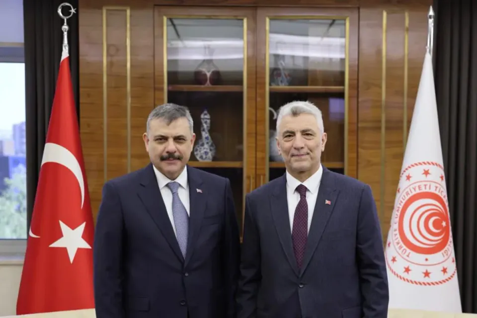 Bakan Bolat ve Bakan Çiftçi'den Sınır Kapıları ve Kaçakçılıkla Mücadele Zirvesi görseli