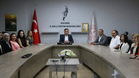 Kayseri STEM Ekibine İl Millî Eğitim Müdürü'nden Teşekkür Belgesi