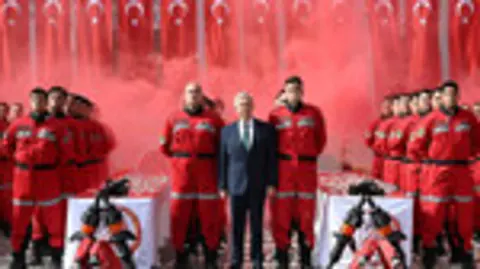 Ankara İtfaiyesi'ne 100 asil memur katıldı: Yavaş 'Yaş ortalaması 36'ya indi' dedi