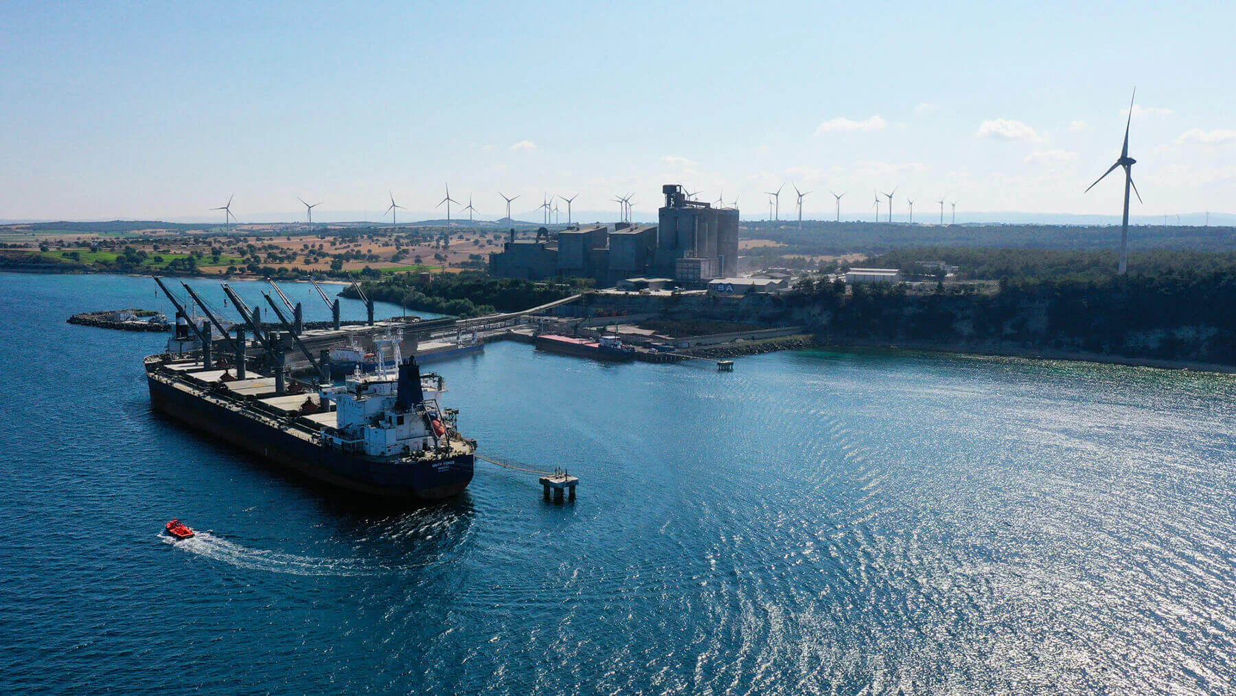 Sabancı Holding Akçansa Hisselerini Sattı: Kasaya 427 Milyon Dolar Girdi Sabancı Holding Akçansa Hisselerini Sattı: Kasaya 427 Milyon Dolar Girdi