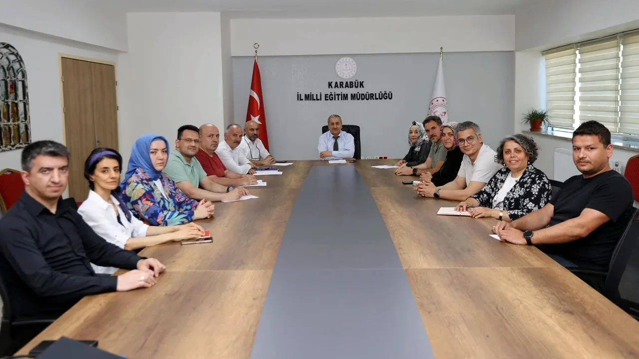 Karabük'te Teknoloji Hamlesi: TEKNOKARABÜK Yarışması İçin Geri Sayım Başladı Karabük'te Teknoloji Hamlesi: TEKNOKARABÜK Yarışması İçin Geri Sayım Başladı