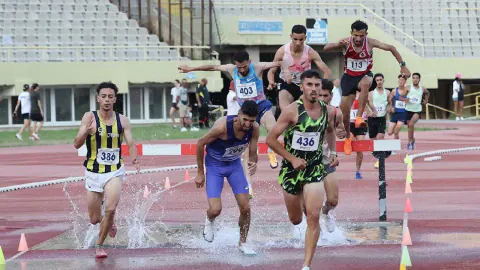 Konya Büyükşehir Belediyespor Atletizm Takımı'ndan İzmir'de 9 Madalyalı Çıkartma