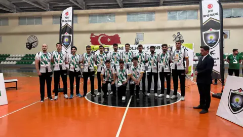 Yeni Solhan Spor yeni sezona imza töreniyle başladı: "Solhan'ın gururu"