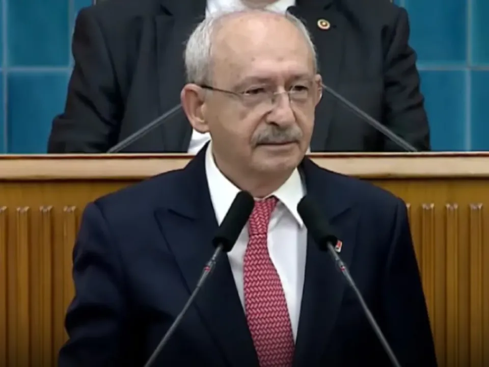 Kemal Kılıçdaroğlu 1009 Gün Sonra CHP Kürsüsünde: Milletvekili Katılımı Düşük görseli