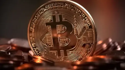 Bitcoin'de Sert Düşüş: Çip Krizi Kripto Piyasasını Vurdu