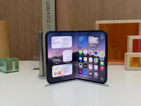 Apple, Katlanabilir iPhone ve iPad Geliştirdiği İddiası: 2026-2027 Zaman Çizelgesi Öne Çıktı