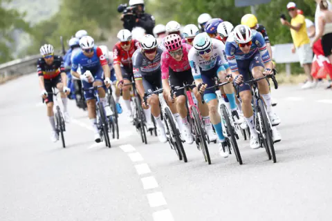 Tour de France'da Kritik Tırmanış: Favoriler ve Kaçış Grubu Arasında Büyük Mücadele