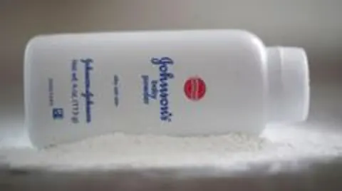 Johnson & Johnson'dan Bebek Pudrası Davaları İçin Milyar Dolarlık Çözüm Teklifi