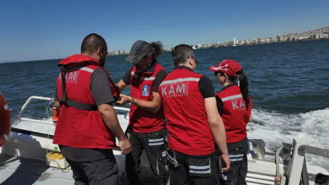 Konak Belediyesi KAM Timi Suda Hayvan ve İnsan Kurtarma Eğitimi Aldı