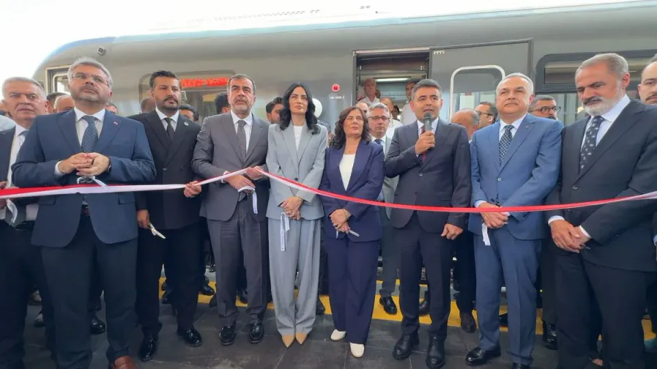Aydın'ın Ulaşım Vizyonu 2026: AYBAN Banliyö Hattı ve Dev Altyapı Çalışmaları görseli