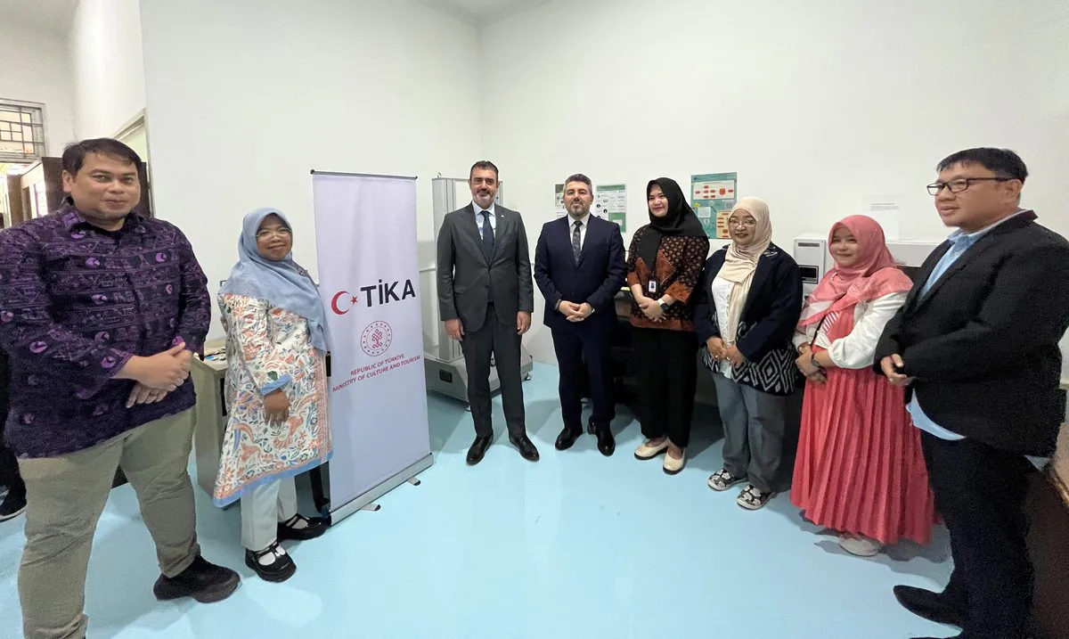 Endonezya'da TİKA, Ambalaj Sektörünü Modernleştiren Yenilikçi Çözümler Sunuyor Endonezya'da TİKA, Ambalaj Sektörünü Modernleştiren Yenilikçi Çözümler Sunuyor