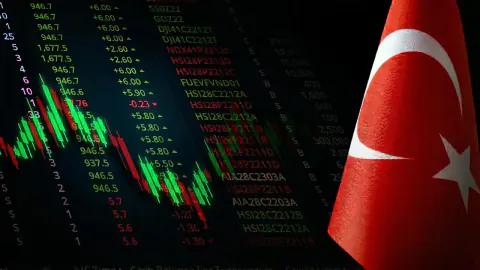 IMF'den Türkiye için 2026 büyüme revizesi: Beklenti %2,9'a çekildi