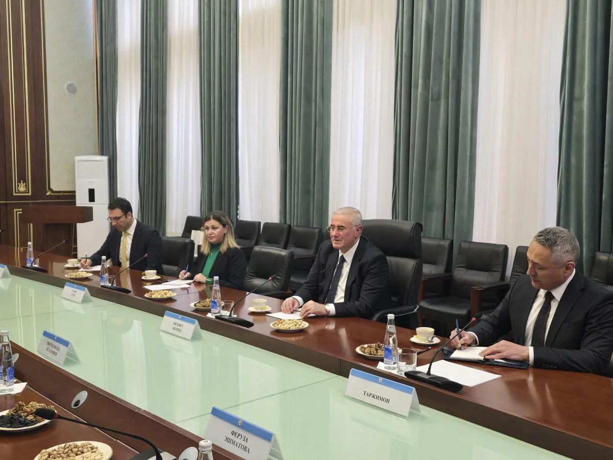 Osmanlı Türkleri Ocağı Ödülü: Kamu Denetçileri Özbekistan'ı Ziyaret Ediyor Osmanlı Türkleri Ocağı Ödülü: Kamu Denetçileri Özbekistan'ı Ziyaret Ediyor