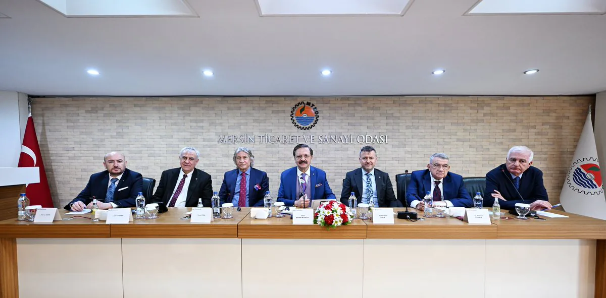 TOBB Başkanı Mersin Ticaret Odası Ziyareti İşbirliği Toplantısına Katılıyor TOBB Başkanı Mersin Ticaret Odası Ziyareti İşbirliği Toplantısına Katılıyor
