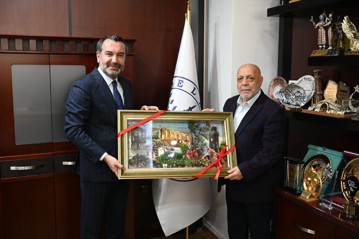 İşçi Sendikalarının Elazığ Belediyesi ile İrtibatını Güçlendirdiği Ziyaret İşçi Sendikalarının Elazığ Belediyesi ile İrtibatını Güçlendirdiği Ziyaret