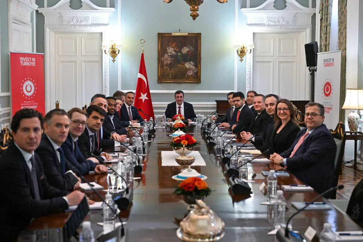 T.C. Sanayi ve Teknoloji Bakanı Mehmet Fatih KACIR: Güçlü Ekonomik Ekseni Olarak Türkiye'ye Yatırım Çağrısı T.C. Sanayi ve Teknoloji Bakanı Mehmet Fatih KACIR: Güçlü Ekonomik Ekseni Olarak Türkiye'ye Yatırım Çağrısı