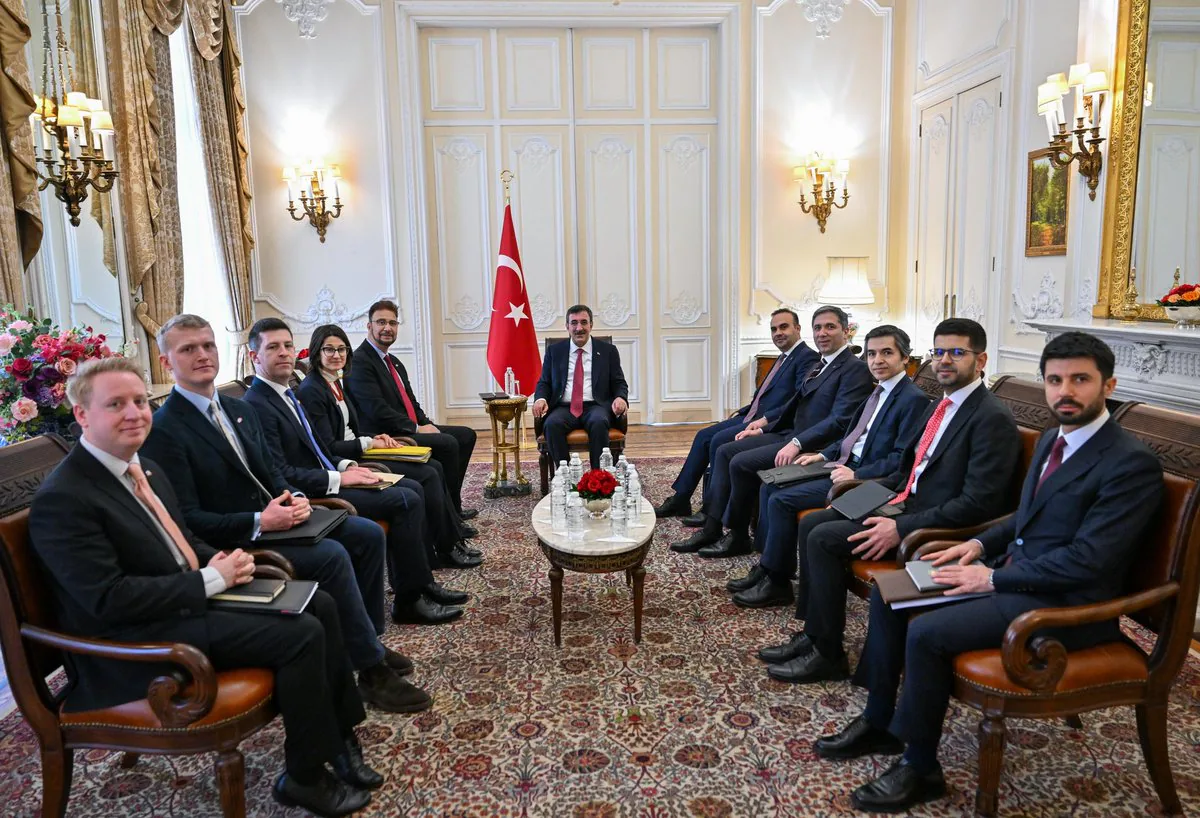 Britanya Temsilcisiyle Görüşme: Türkiye ve Birleşik Krallık Arasında Ticari İlişkilerin Genişletilmesi Britanya Temsilcisiyle Görüşme: Türkiye ve Birleşik Krallık Arasında Ticari İlişkilerin Genişletilmesi