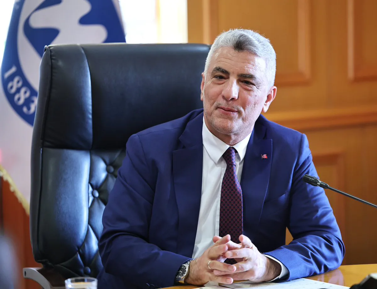 Ömer Bolat: Marmara Üniversitesi ile Mezunlar Derneği'nin Eğitim Gündemi Ömer Bolat: Marmara Üniversitesi ile Mezunlar Derneği'nin Eğitim Gündemi
