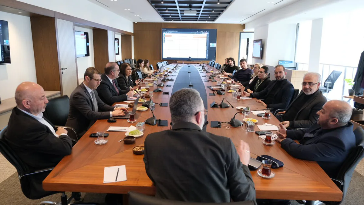 Sevda Konferansında Sebze ve Meyve Sektörünün Geleceği Sevda Konferansında Sebze ve Meyve Sektörünün Geleceği