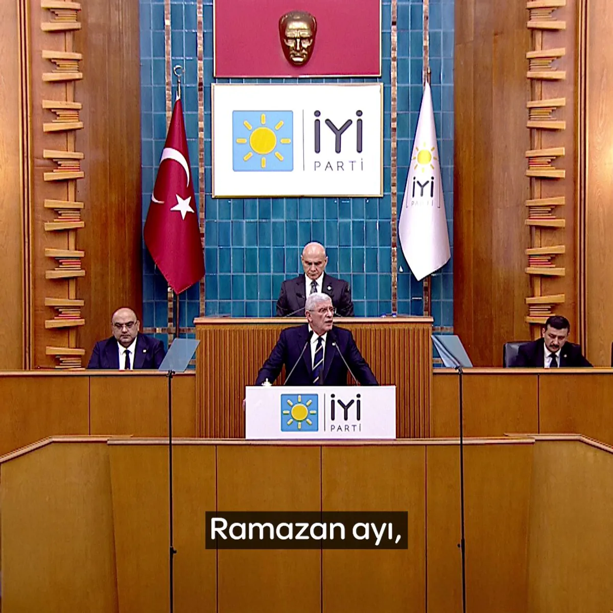 İYi Parti Genel Başkanı Müsavat Dervişoğlu: İktidarına Yönelik Uyardır İYi Parti Genel Başkanı Müsavat Dervişoğlu: İktidarına Yönelik Uyardır