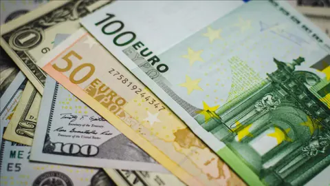 Suudi Riyali ve Mısır Poundu Kurunda Son Durum: Ekonomik Dengeler Değişiyor